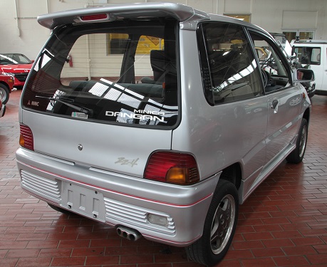 Mitsubishi minica dangan