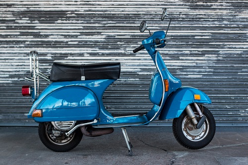 vespa p200e