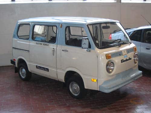 Subaru-360-Electra-Van-1981-1web.jpg