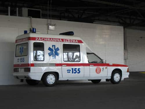 tatra_t-613_ambulance_1980_web1.jpg