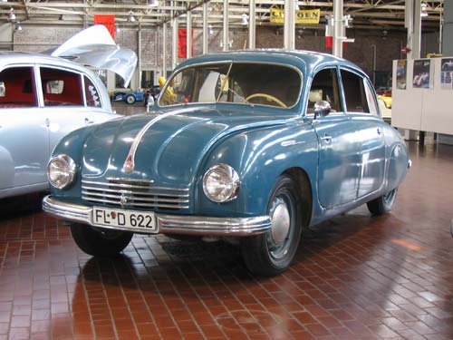 Tatra-T-600-Tatraplan-1950-1web.jpg