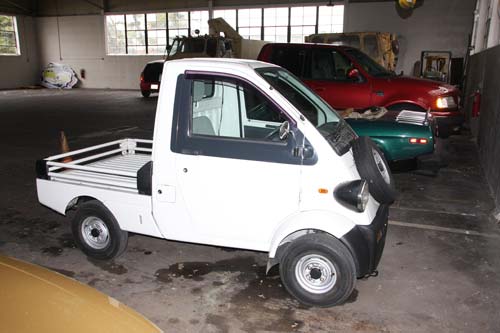 Daihatsu-Midget-II-1996-1web.jpg