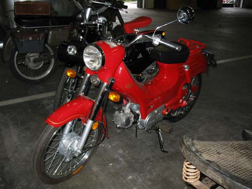 Jawa-Scooter-2006-1web.jpg