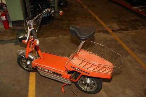 Hercules-E1-electric-scooter-1974-2web.jpg