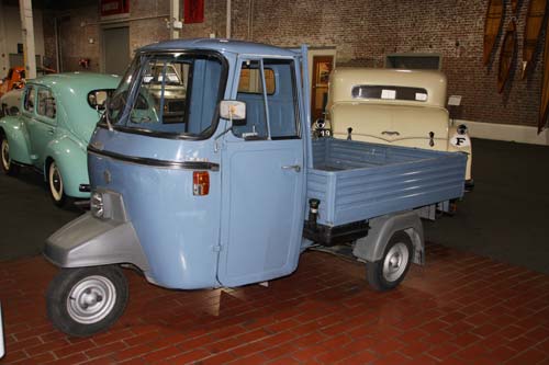 Piaggio-Ape-1977-1web.jpg