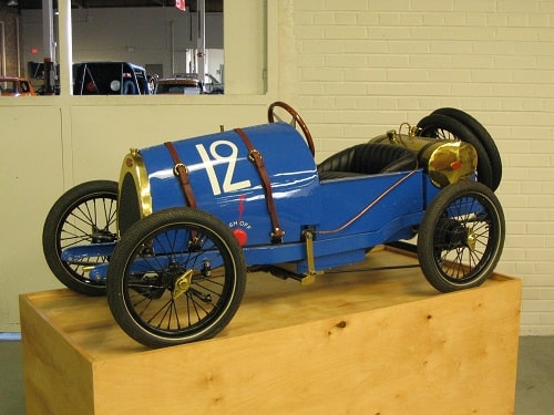 bugatti_type_13_9_16_scale_web1a.jpg