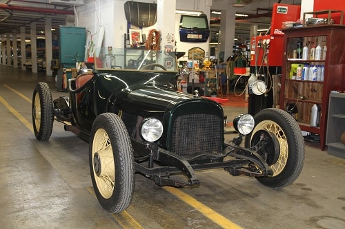 chevrolet_hotrod_1928_web1a.jpg